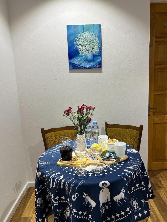 Sololaki 42